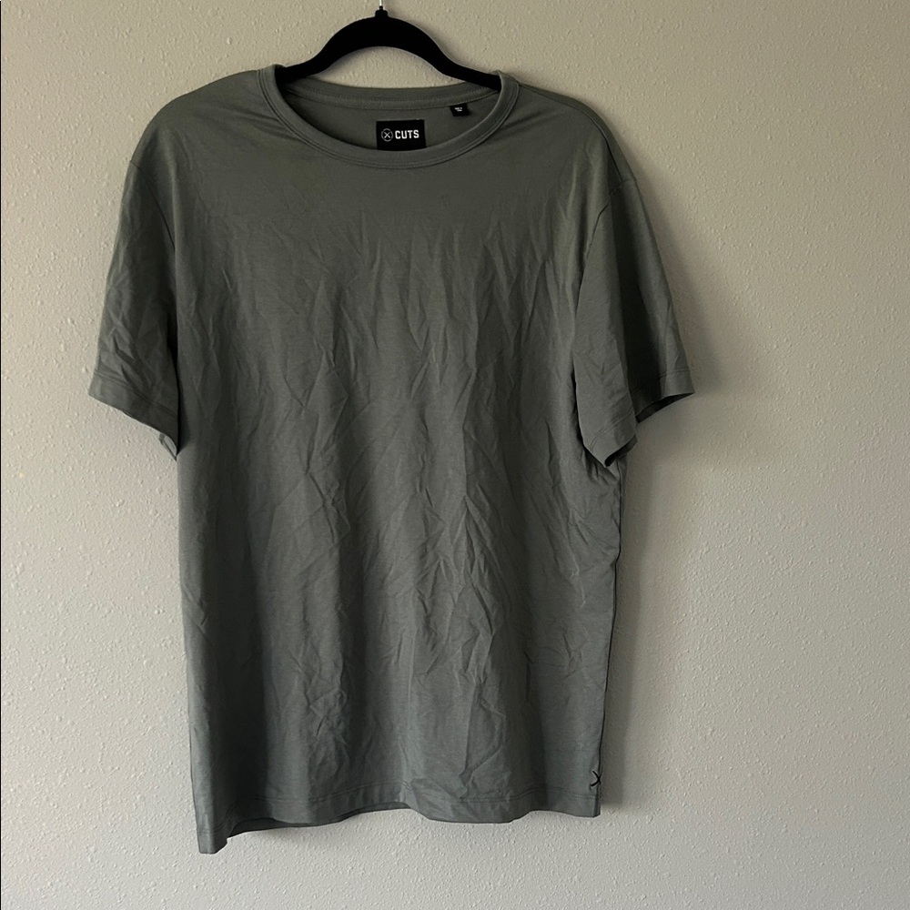 Cuts Clothing Men's AO Forever Classic Fit Short Sleeve Tee in Gray